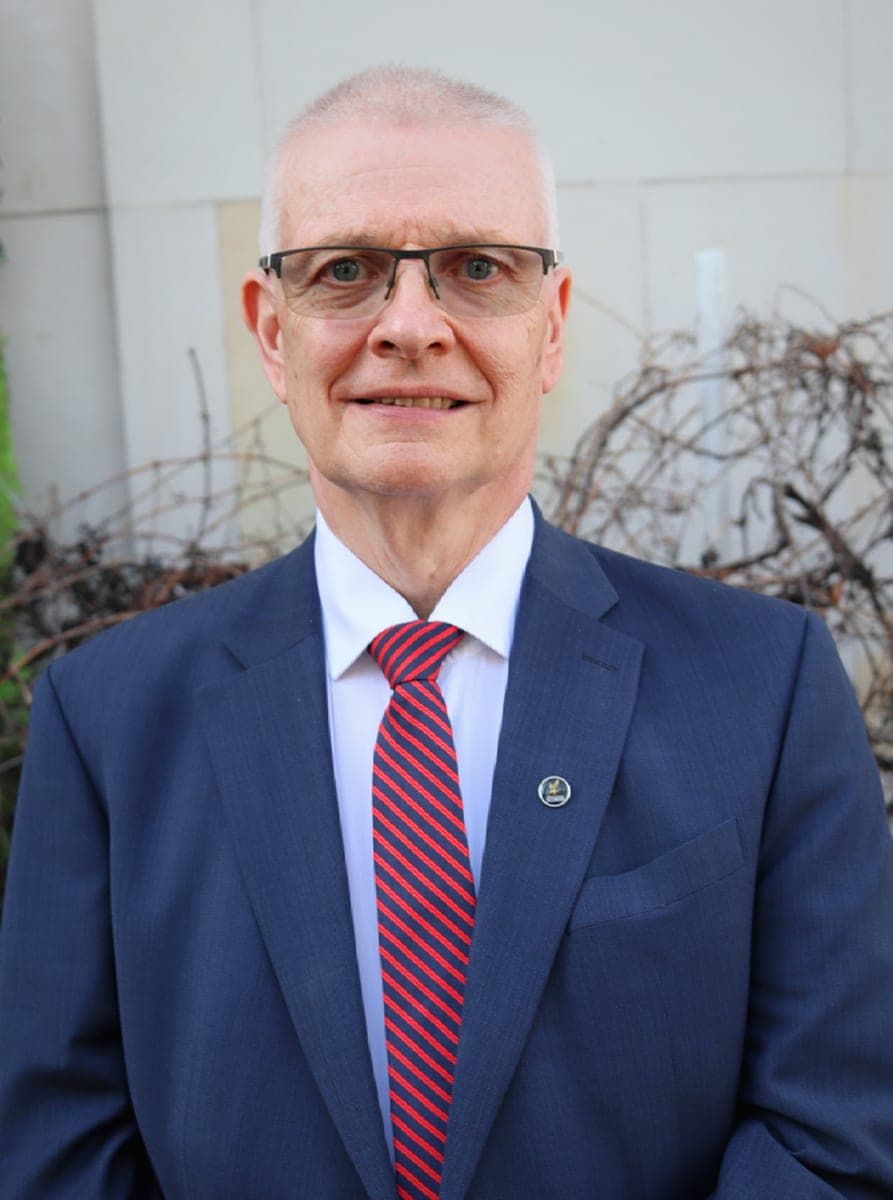 Robin Barnett